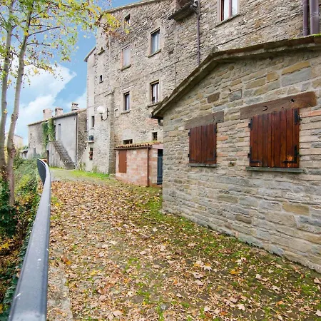 Hébergement de vacances Homey In With Jacuzzi Borgo Pace